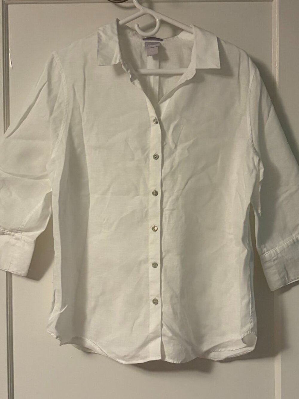 Chicos no iron 100% linen white button up 3/4 sleeve shirt size 2 = (US size 12)